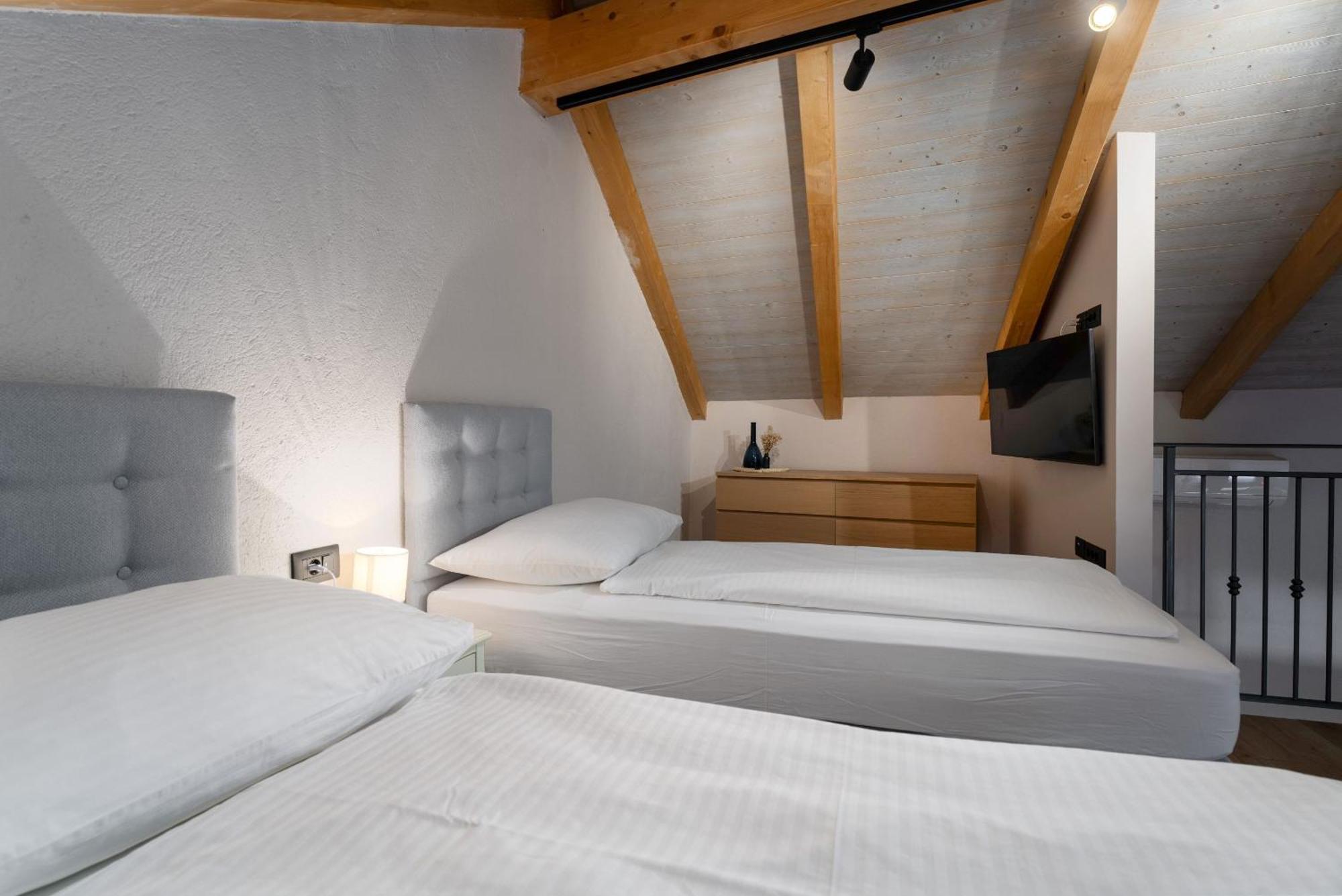 Della Croce Bed&Breakfast Светвинченат Экстерьер фото